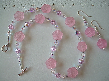 vintage lucite pink roses necklace set