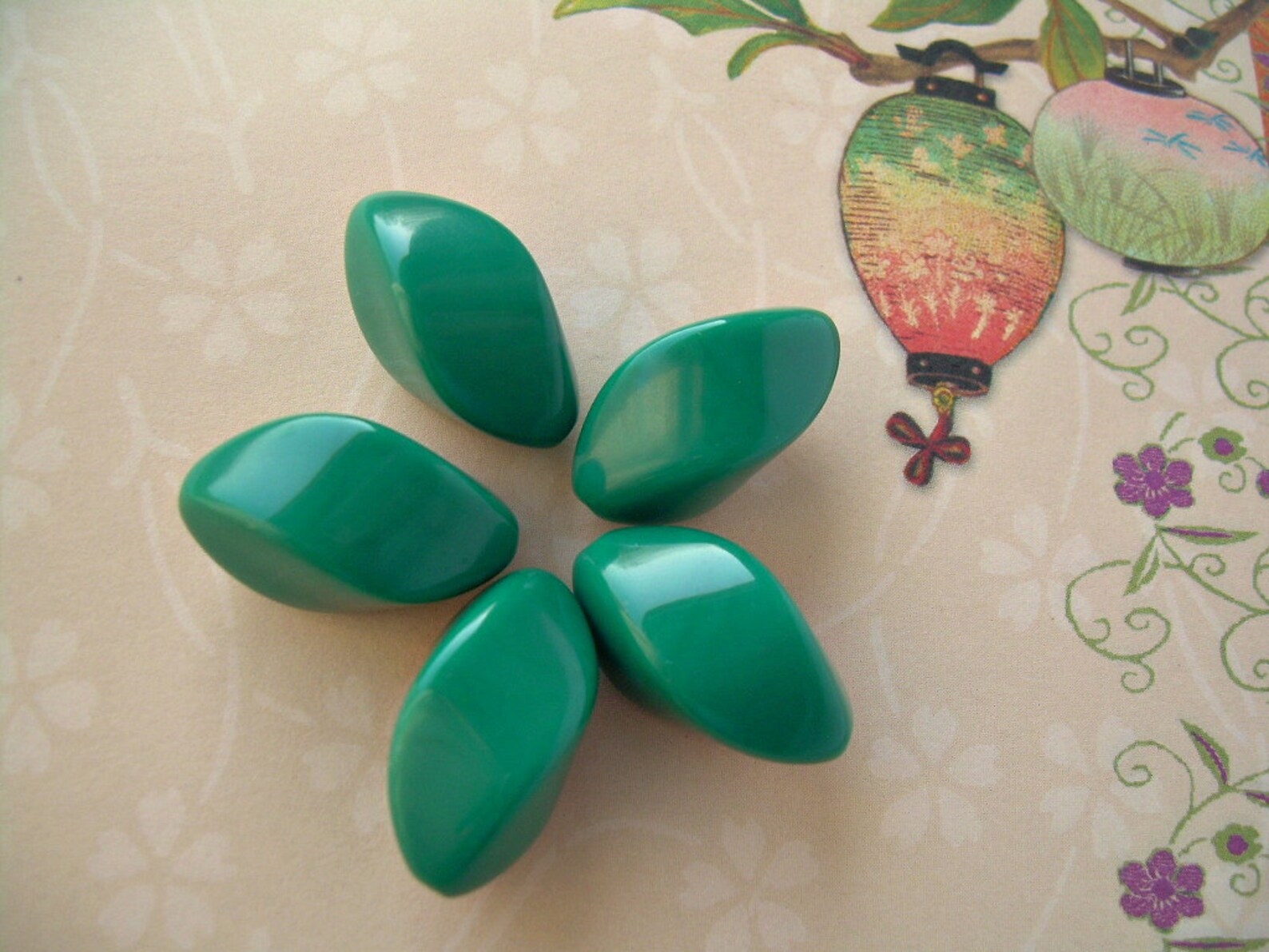 Vintage Lucite Beads Teal Green Oblong Twists 5