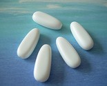 Vintage Lucite Beads in Snowy White - Elongated Teardrops 5
