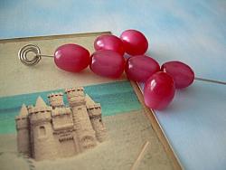 20 Vintage Moonglow Lucite Oval Beads Cranberry Red Raspberry